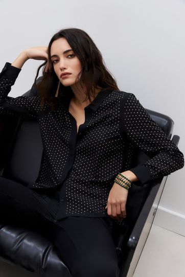 

Camisa Rapsodia Studs Talla: XS y color: negro
