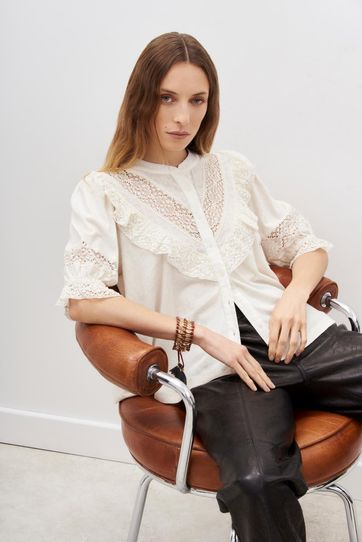 

Camisa Rapsodia Bassa Flame Talla: XS y color: crudo