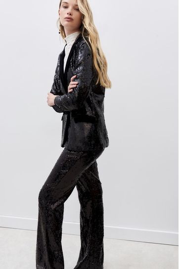 

Saco Rapsodia Frederic Sequins Talla: L y color: negro