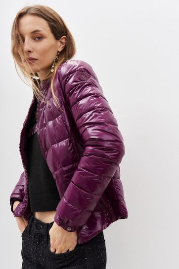 

Chamarra Rapsodia Nebulous Turkish Talla: XS y color: violeta