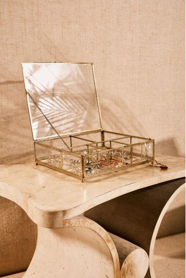 

Caja Rapsodia Organizer S Talla: U y color: dorado